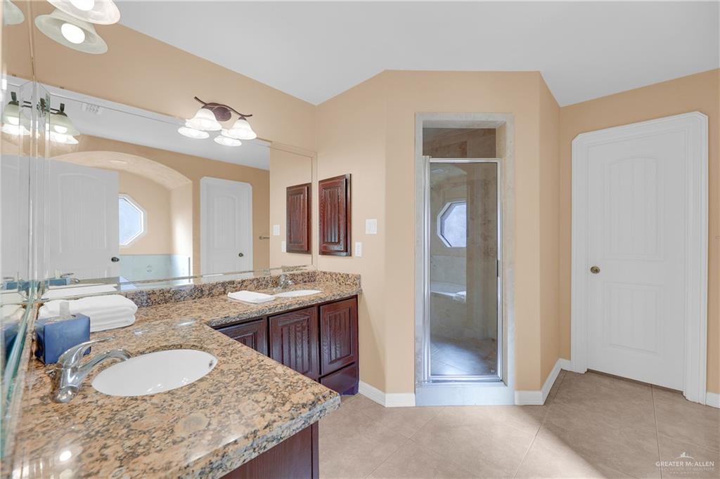 Photo 14 of 5012 Dogwood Street