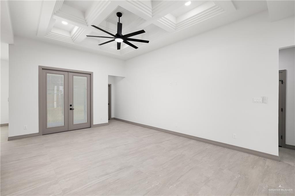 Photo 9 of 3916 Zenker Avenue