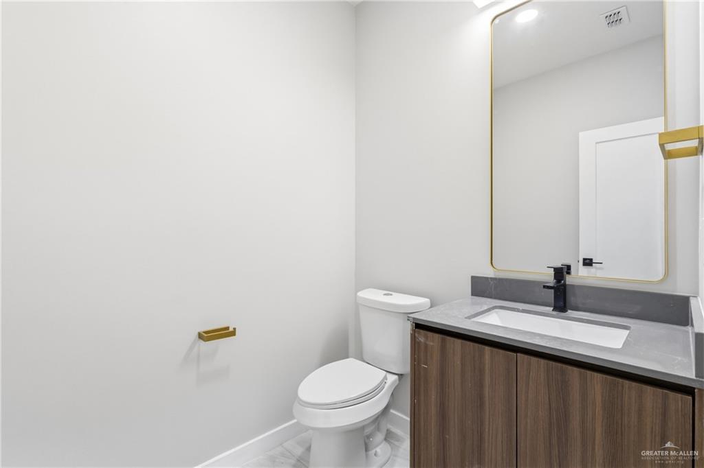 Photo 6 of 2206 Corales Street
