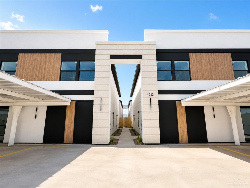 Townhome home at 4212 Heron Avenue #120A, McAllen, Texas