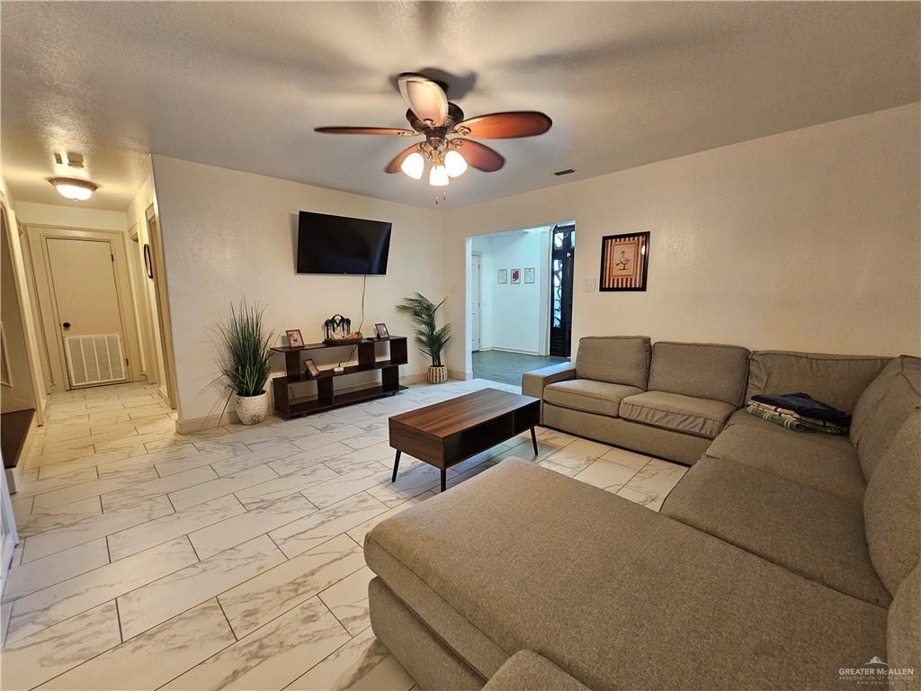 Photo 4 of 2704 6th Street