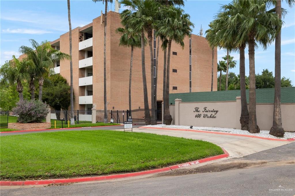 Condo home at 600 Wichita Avenue #501, McAllen, Texas