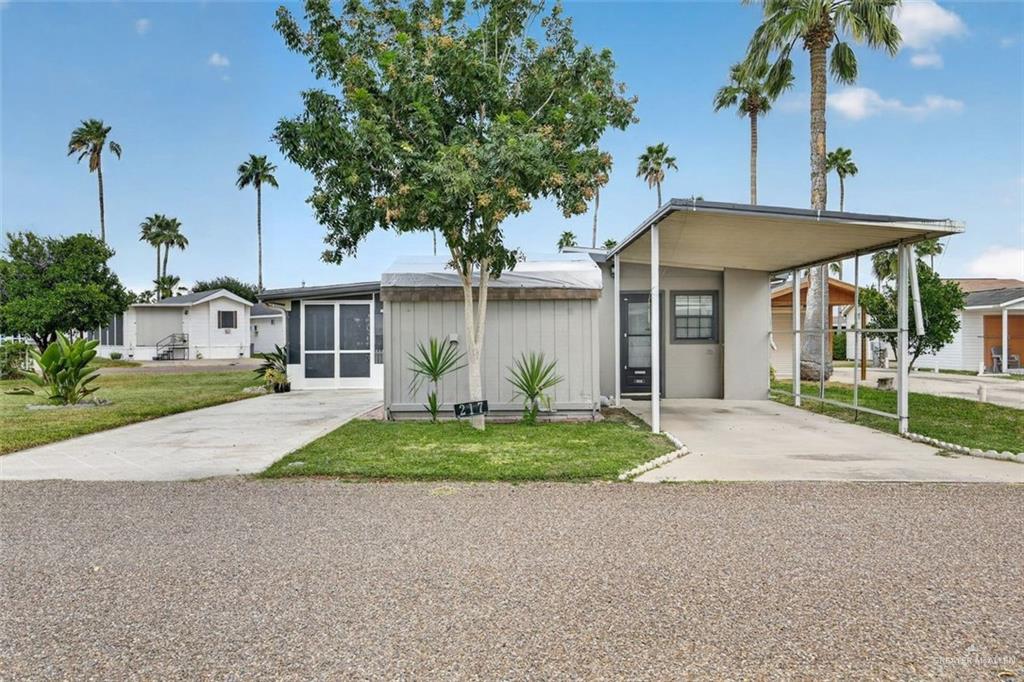 Single Family home at 2217 Bobolink Circle, Palmview, Texas