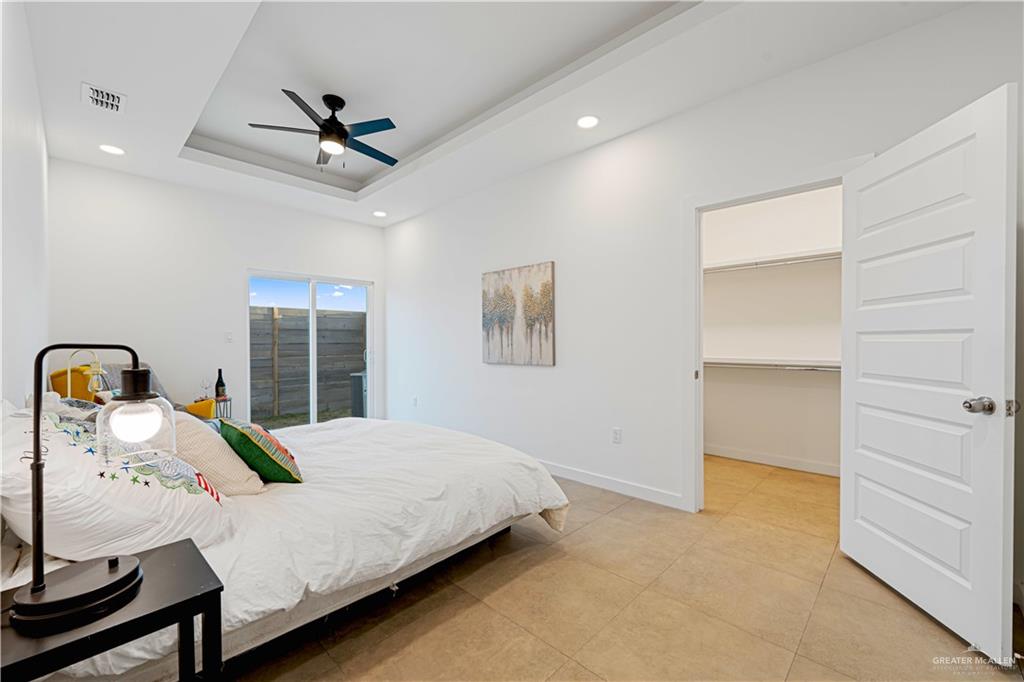 Photo 9 of 2637 Warbler Avenue